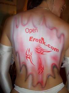 Eines der tollen Bodypaints von OpenErotik.com
